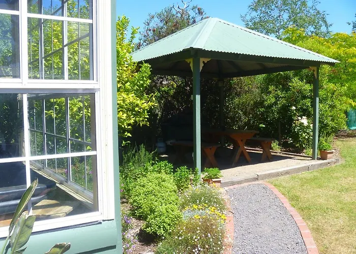 Sunburst Retreat